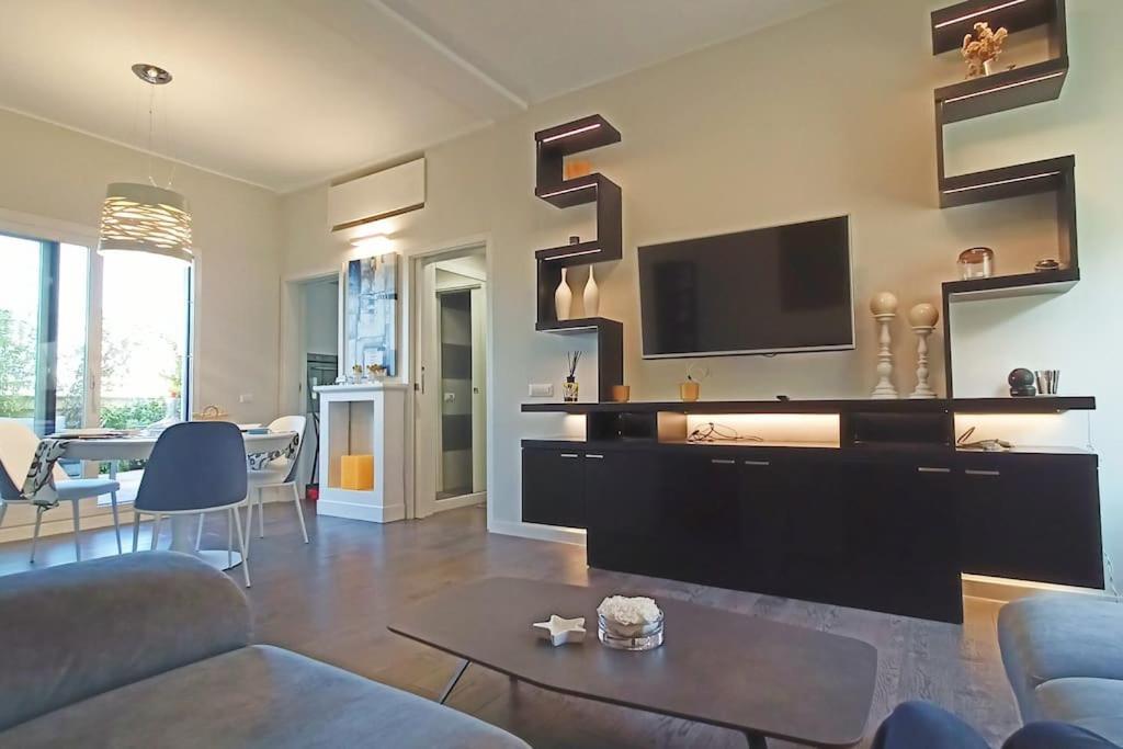 Elegant Metro A - By Openroma Apartamento